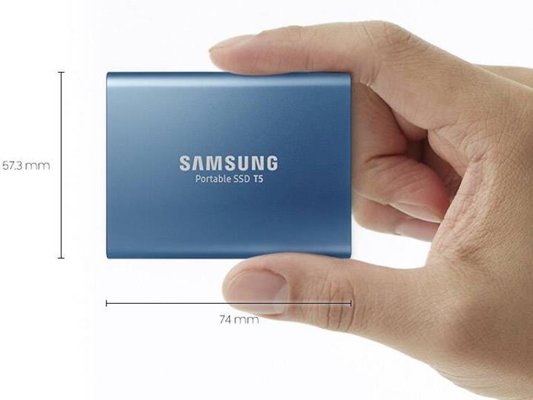 Samsung Portable T5 SSD in Ocean Blue