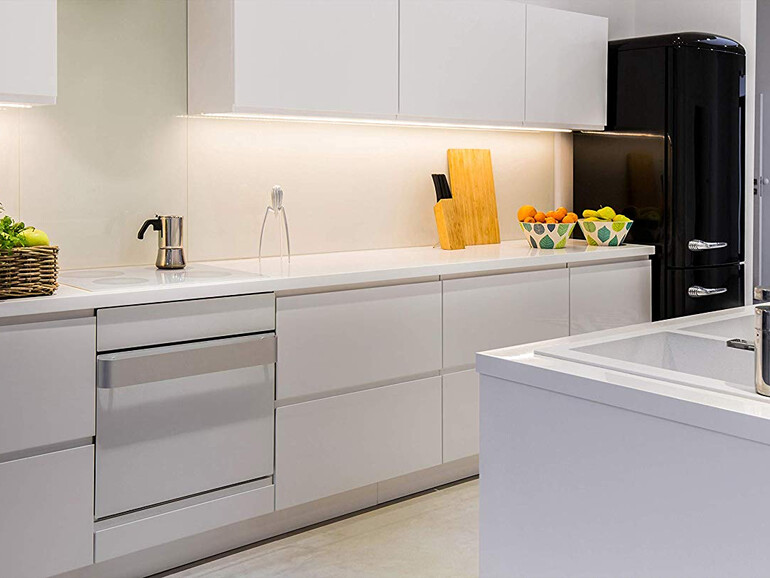 Passive Beleuchtung mit Eve Light Strip in der Küche