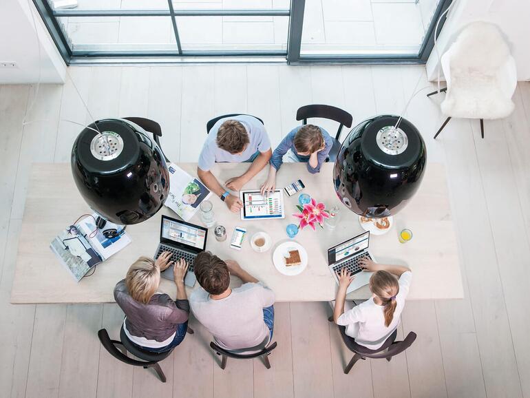 Buchhaltung, Banking, Bilanzierung für unterschiedliche Plattformen