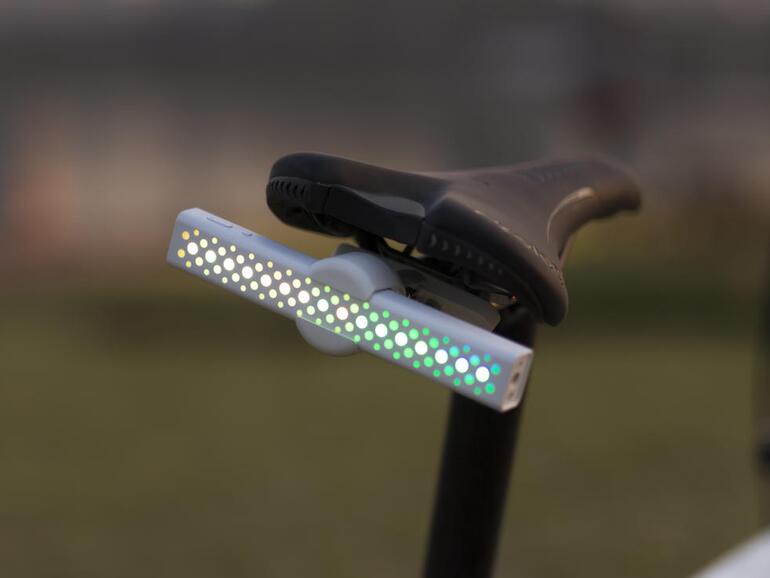 Vielseitig einsetzbar, ob am Fahrrad, beim Zelten oder bei Festivals: der Mstick.