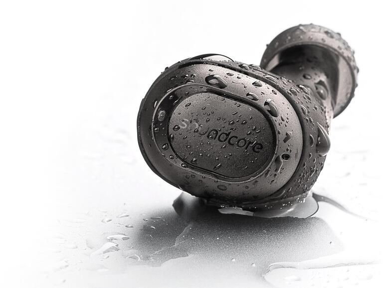 Klein, kompakt und vor allem leicht: Soundcores Liberty Lite.