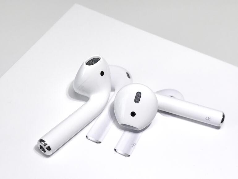 AirPods
