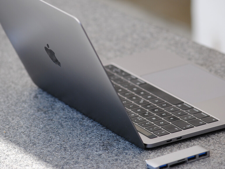 Den USB-C-Steckertypus verwendet Apple auch an modernen MacBooks, selbst wenn Thunderbolt dahinter steckt
