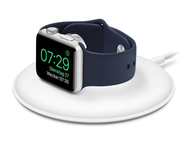 Wecker

Der Weckermodus in den allgemeinen Einstellungen aktiviert eine große Zeitanzeige, während die Uhr lädt.