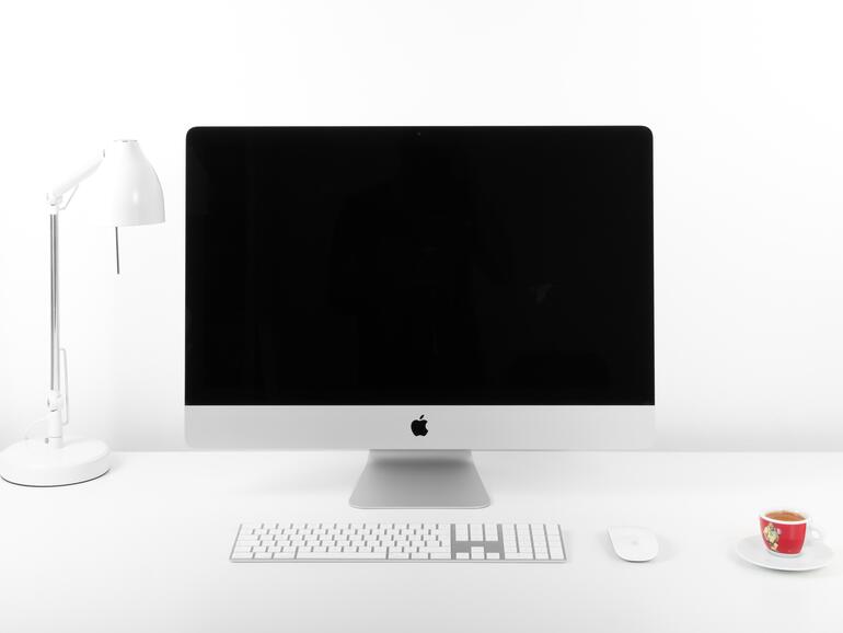 Am iMac verbundenes Bluetooth-Zubehör können Sie umbenennen