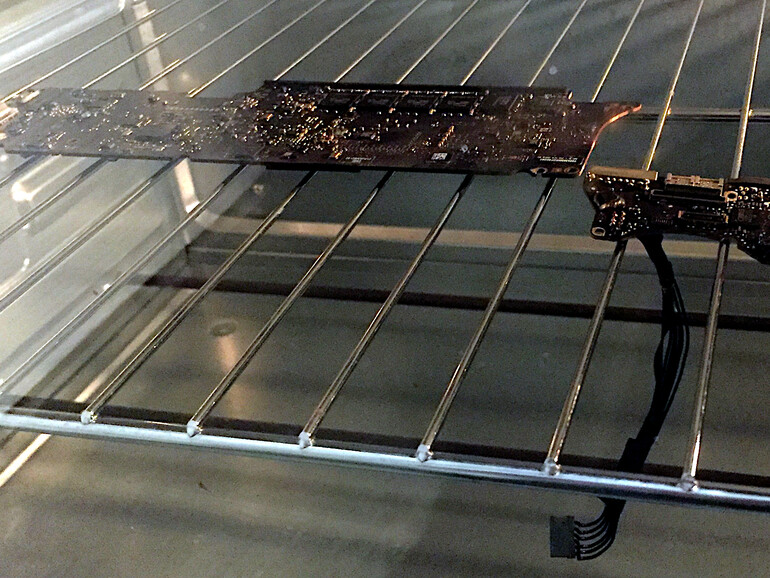 MacBook Air gegrillt