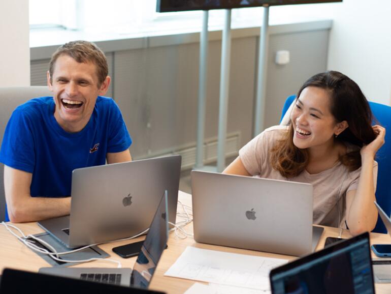 von links nach rechts: Vasilii MARTIN (Russland); Beatrice TONG (Hong Kong)