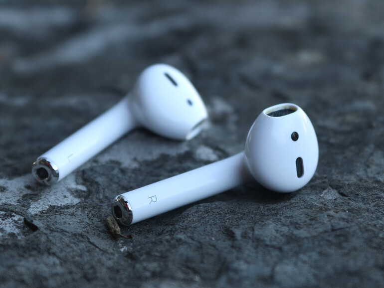 AirPods