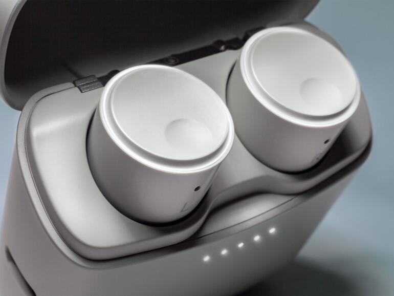 Die Melomania gibt es auch in Dunkelweiß oder wie Cambridge Audio es nennt: Stein