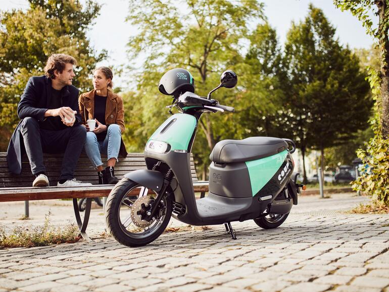 Um die E-Scooter von Coup oder Emmy zu fahren, müssen Sie kein erfahrener Motorradfahrer sein.