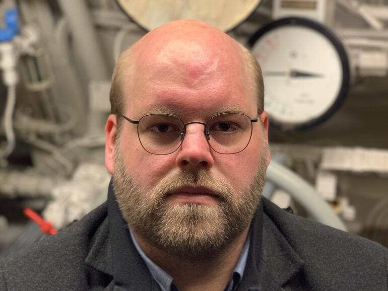 … und das iPhone XS ab.