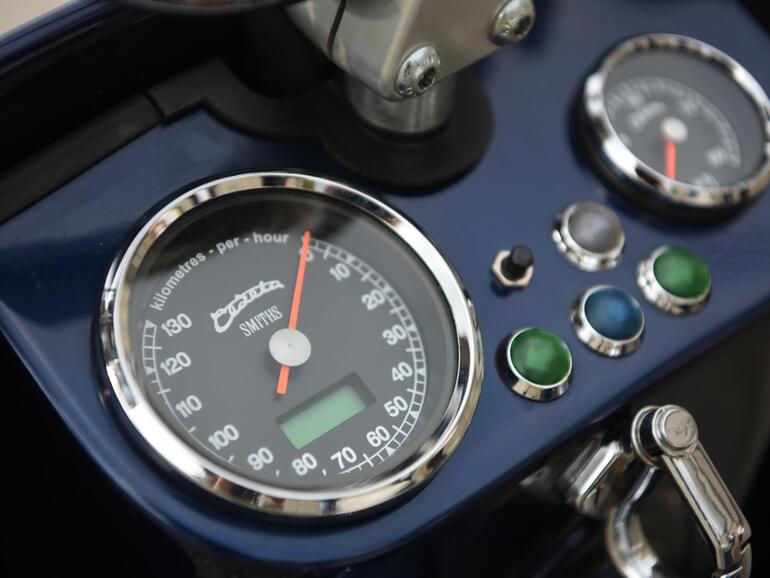 Für moderne Nostalgiker: Die Cezeta ist der schnellste (und schönste) E-Roller, aber auch der kostspieligste.