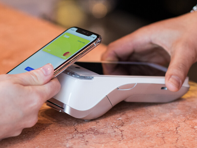 Mit einer virtuellen Kreditkarte kontaktlos Geld ausgeben