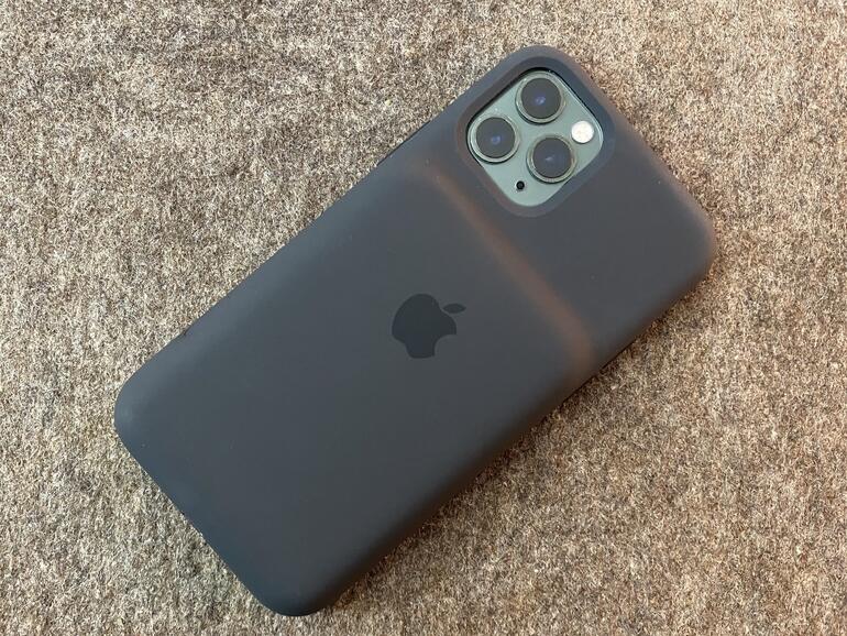 Das neue iPhone Battery Case liefert rund 50 Prozent mehr Energie für iPhone 11, iPhone 11 Pro und iPhone 11 Pro Max.