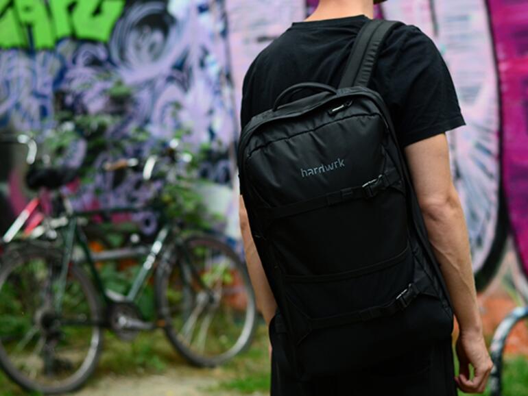 Ob Business oder privat: Mit dem Backpack Pro bist du in jeder Lage bestens ausgestattet. 