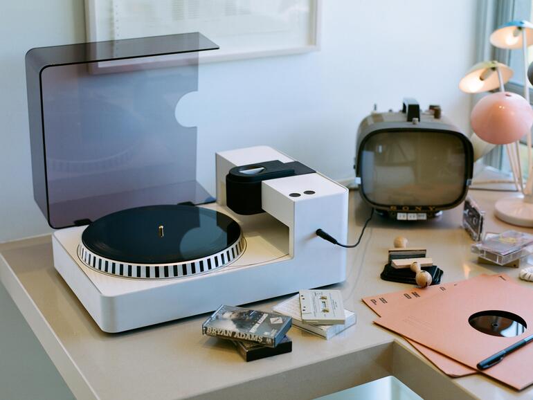 Für erste Aufnahmen liegen dem Phonocut-Vinylrekorder bereits fünf Rohlinge bei.