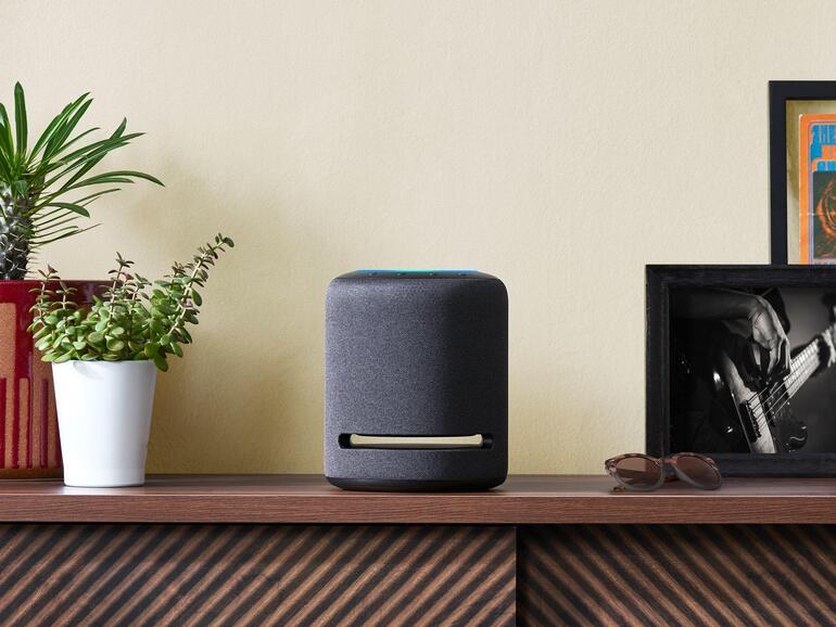 Anders als der HomePod besitzt der Studio eine Bassöffnung.