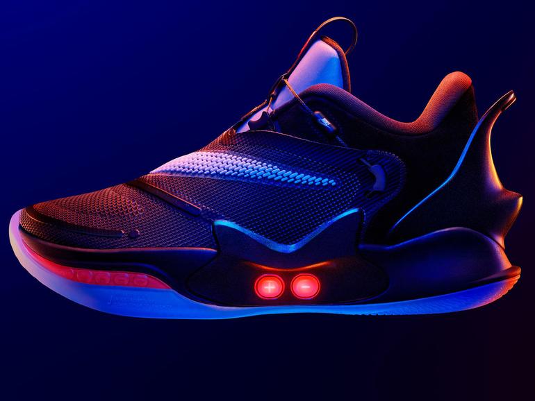 Erhöhter Komfort: Nike Adapt BB Sneaker 2.0 schnüren sich selbst | Mac Life