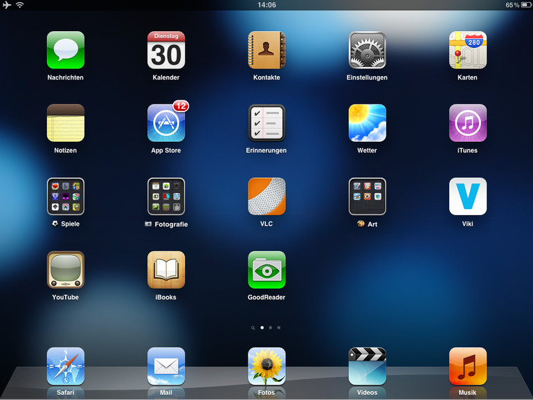 Nostalgische Wärme strahlt der alte Homescreen aus