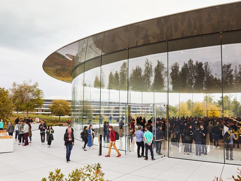 Steve Jobs Theater am Apple Park (Bild: Apple)