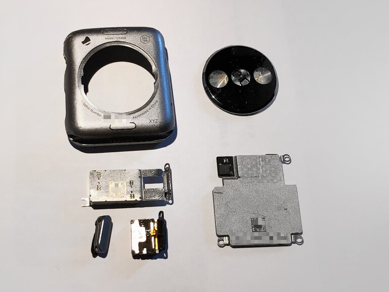 Zompetti ist mit der Reparatur beschäftigt