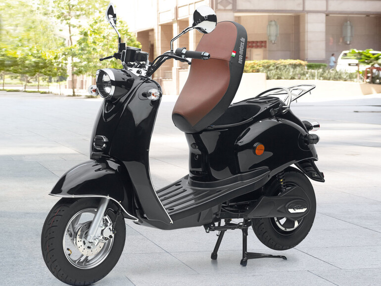 Nova Motors eRetro Star