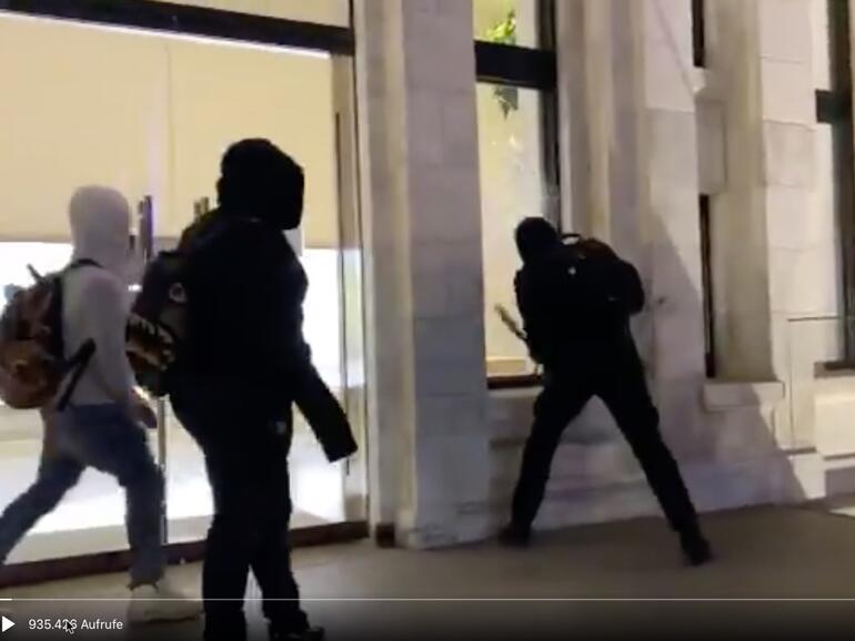 Plünderung eines Apple Stores in Washington D.C.