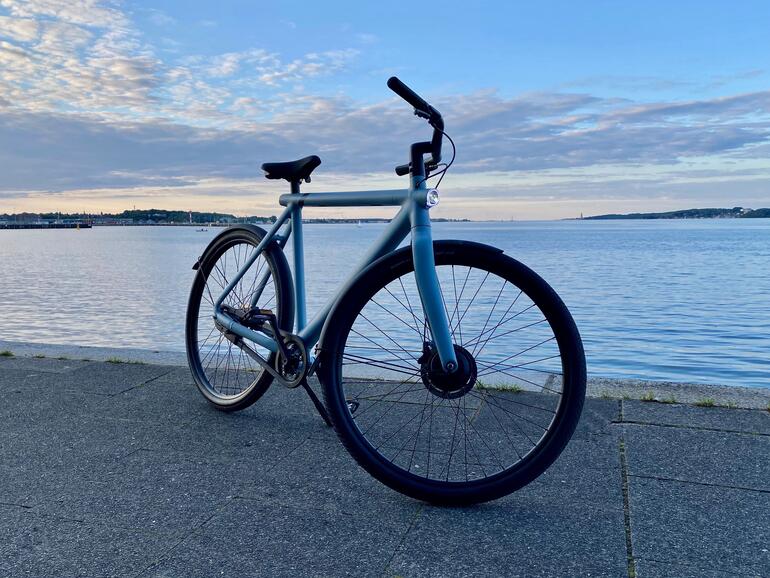 Das neue VanMoof S3 ist ein echtes Schmuckstück, keine Frage. Aber, noch viel wichtiger, es macht auch als Transportmittel eine verdammt gute Figur!