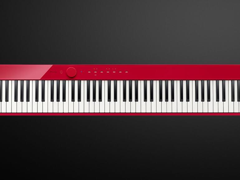 Casio bekennt Farbe: Das neue Privia-Modell ist in Schwarz, Weiß und in Rot zu haben!