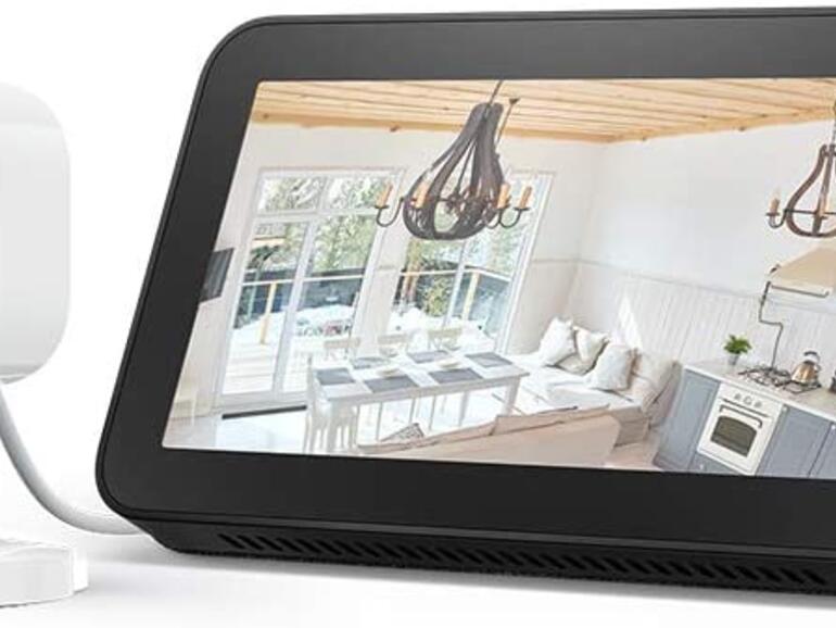Den Echo Show 5 gibt es jetzt mit einer Blink Mini-Kamera für nur 78,23 Euro in den September Angeboten.