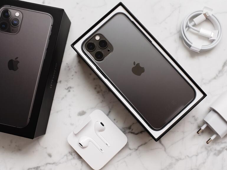 Dem iPhone 11 Pro lag bereits ein USB-C-Netzteil bei.