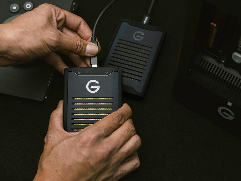 Die ArmorLock™ NVMe™ SSD mit Verschlüsselung mit dazugehöriger App basiert auf Technologie, die innovativen, benutzerfreundlichen Datenschutz ermöglicht, ohne Abläufe zu unterbrechen.