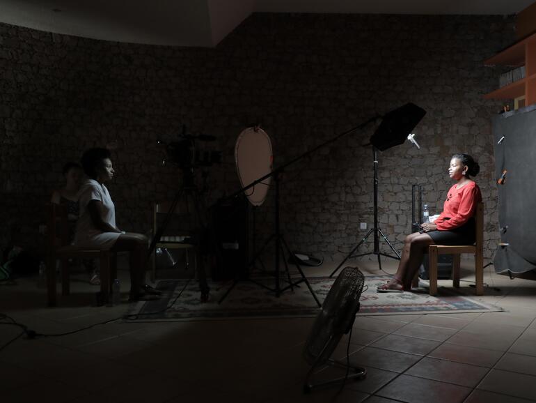 Frauen im Porträt: Ergänzend zum Film gibt es einen Bildband
mit weiteren Interviews und Hintergrundinformationen.