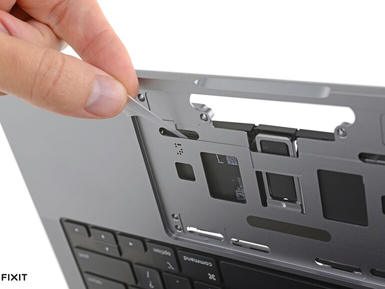 iFixit zeigt erste Eindrücke vom neuen Innen-Aufbau des 14-Zoll MacBook Pro. 