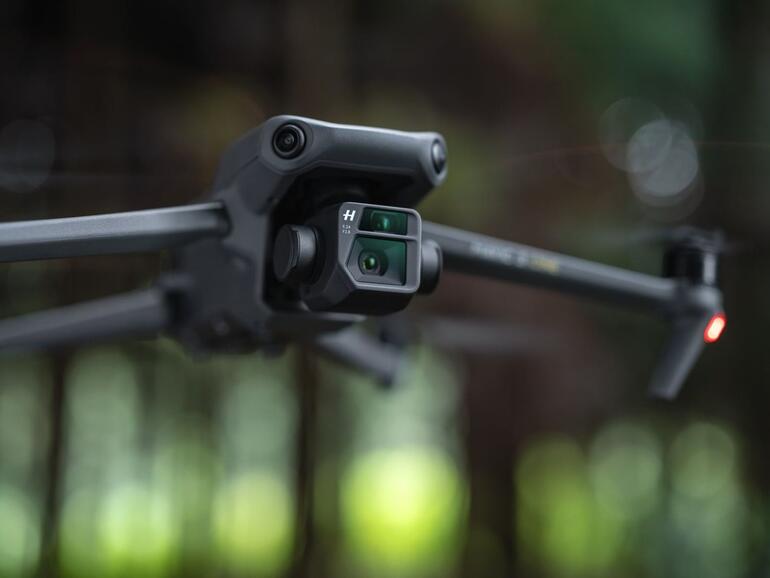 DJI Mavic 3