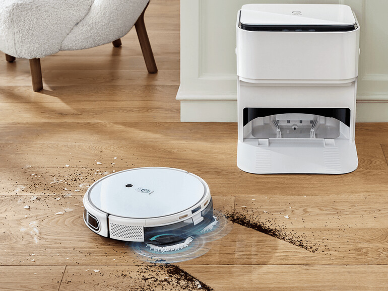 Praktisch sind die Absaugstationen „Mop Station“ und „Vac Station“ natürlich schon. Sie nehmen aber auch recht viel Platz ein.