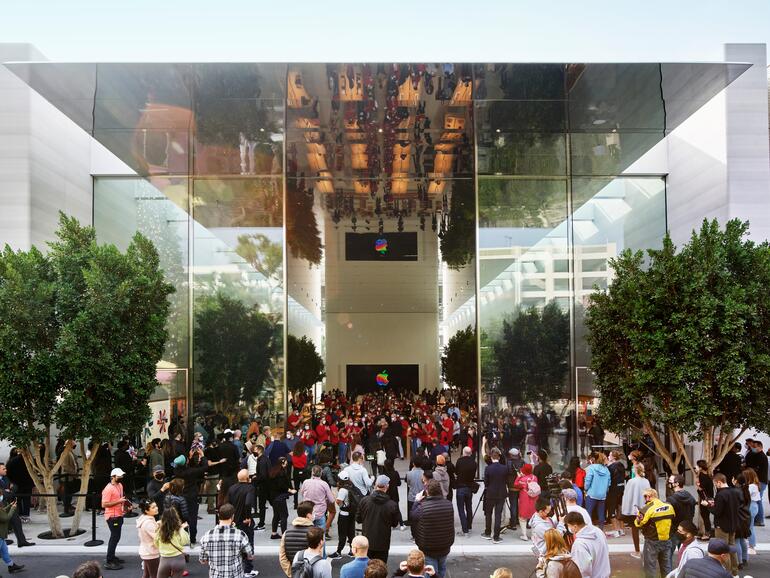 Apple The Grove: Eröffnung mit Apple-CEO Tim Cook