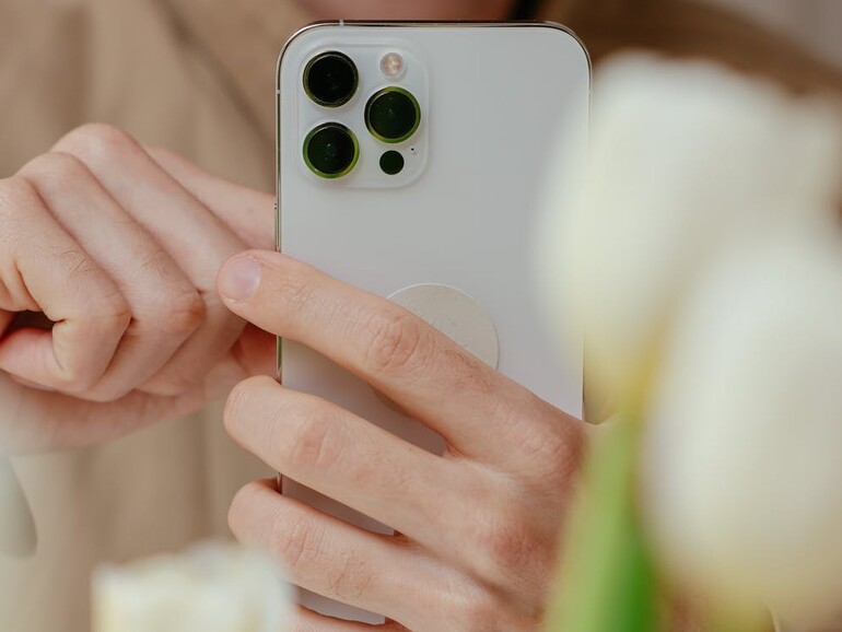 iPhone 12