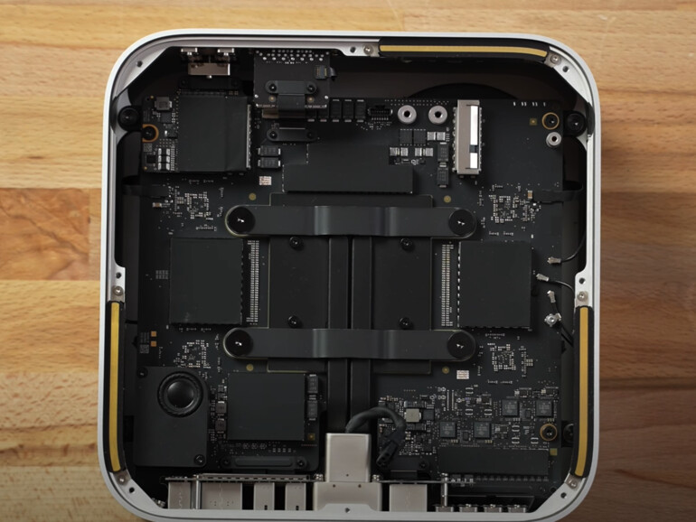 Der geöffnete Mac Studio