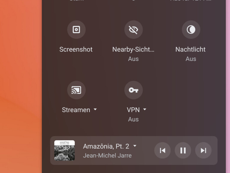 Kleiner Chrome-OS-Crashkurs: Der Schnellzugriff erlaubt dir die schnelle Verwaltung der wichtigsten Funktionen und Systemeinstellungen – ähnlich des herunterziehbaren Menüs eines Smartphones.