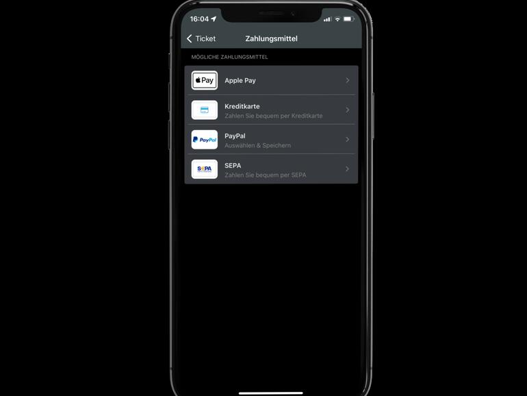 Bei der BVG funktioniert auch Apple Pay.