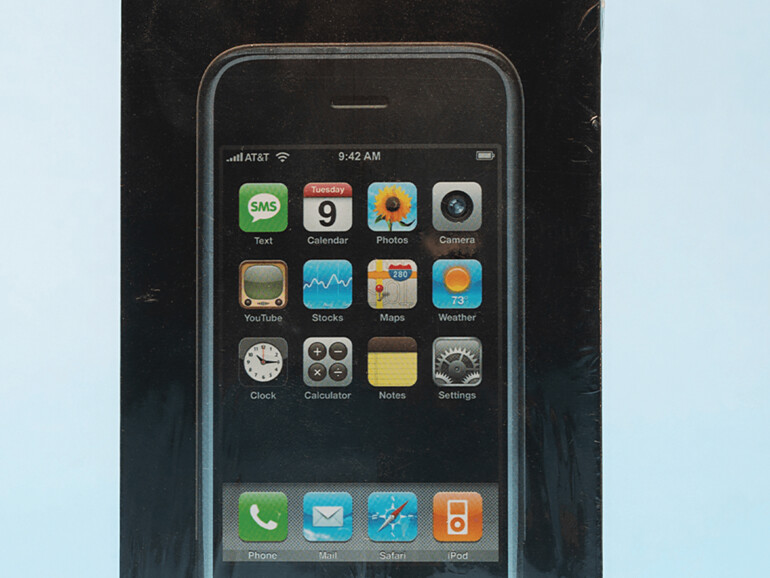 Ein originales iPhone in Folie verschweißt