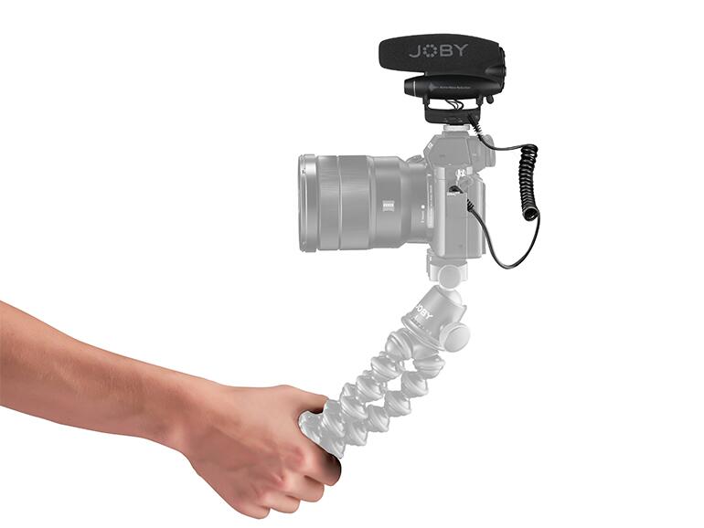 Das JOBY Wavo PRO kombiniert Audioleistung auf Broadcast-Niveau mit hervorragender Sprachqualität.
