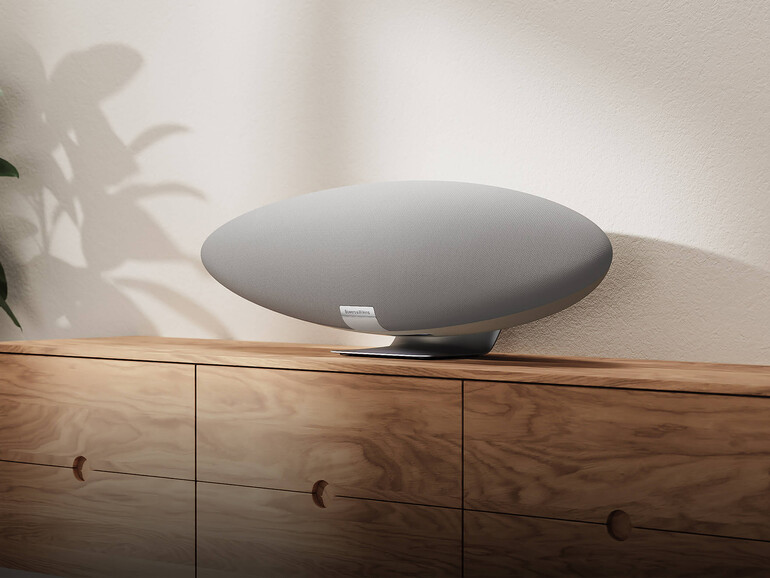 Eindrucksvoll: Der Zeppelin ist in seiner Größe nicht zu unterschätzen.