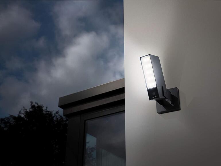 Netatmo Outdoor Kamera mit Licht mit 41 Prozent Rabatt!