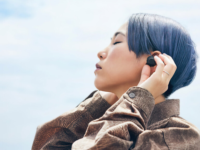 Raum gut genutzt: Die wuchtigen, jeweils 9 Gramm wiegenden In-Ears beherbergen jeweils einen 9-Millimeter-Treiber sowie einen langlebigen Akku.