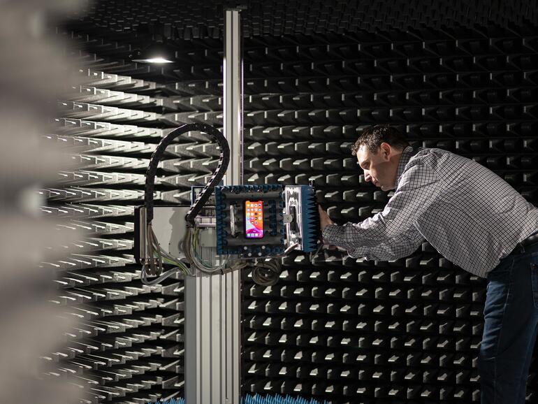 Die Forschungs- und Entwicklungsteams von Apple in München sind maßgeblich an neuen Innovationen beteiligt, die Kund:innen auf der ganzen Welt begeistern.