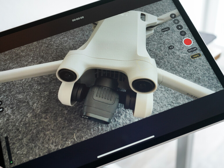 Das darf gerne auch die Kamera-App können: In Final Cut Pro auf dem iPad lassen sich Parameter wie der Weißabgleich bei der Aufnahme manuell einstellen.