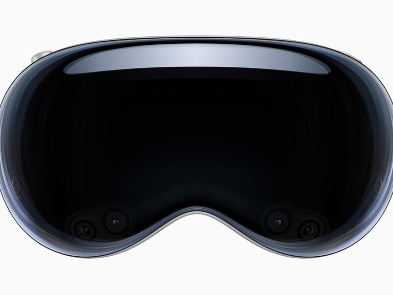 Brillenträger dürfen sich freuen: Es wird spezielle Zeiss-Linsen mit Sehkorrektur geben, die magnetisch im Inneren der Vision Pro haften.