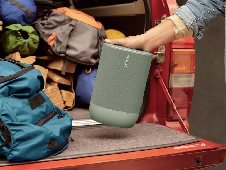 Der Sonos Move 2 bietet deutlich mehr Akkulaufzeit, einen AUX-Anschluss und mehr